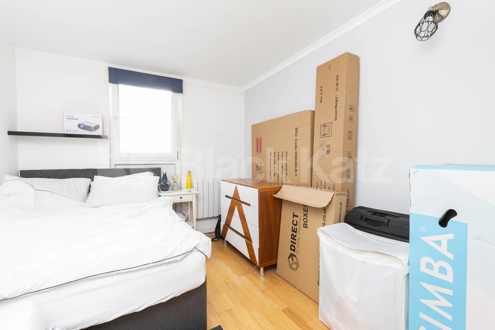 Spacious split level three bedroom flat set within a small purpose built block Crayford Road, Holloway